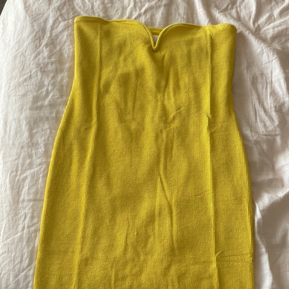 short mustard yellow dress from H&M